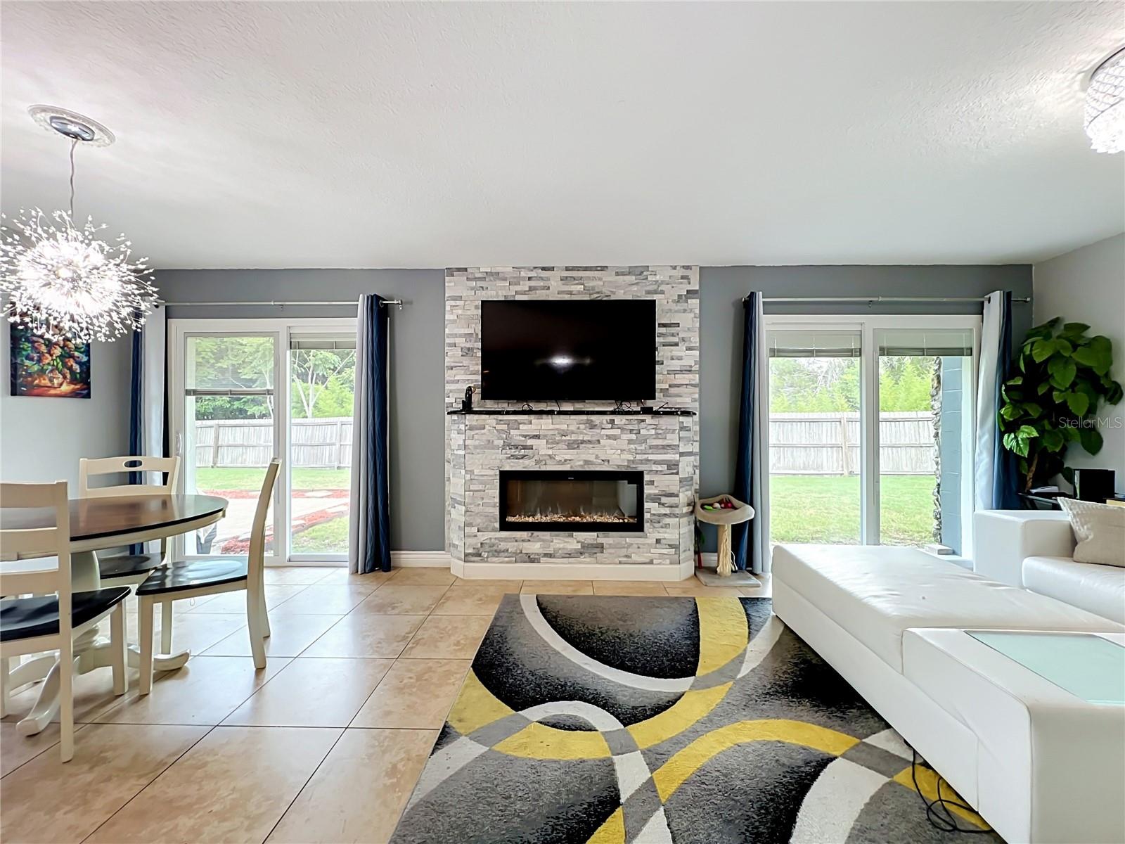 SAND LAKE HILLS SEC 1 - Residential