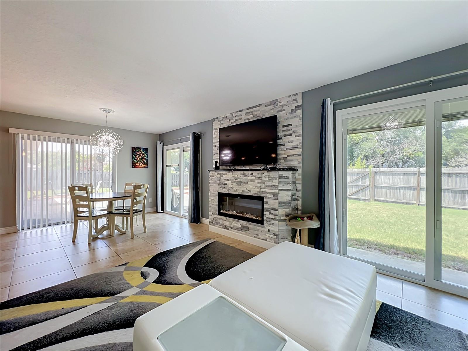 SAND LAKE HILLS SEC 1 - Residential