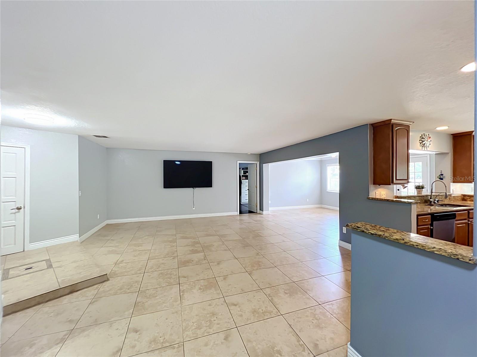 SAND LAKE HILLS SEC 1 - Residential