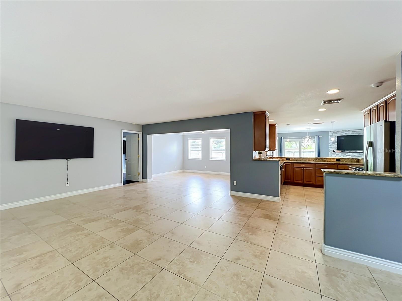 SAND LAKE HILLS SEC 1 - Residential