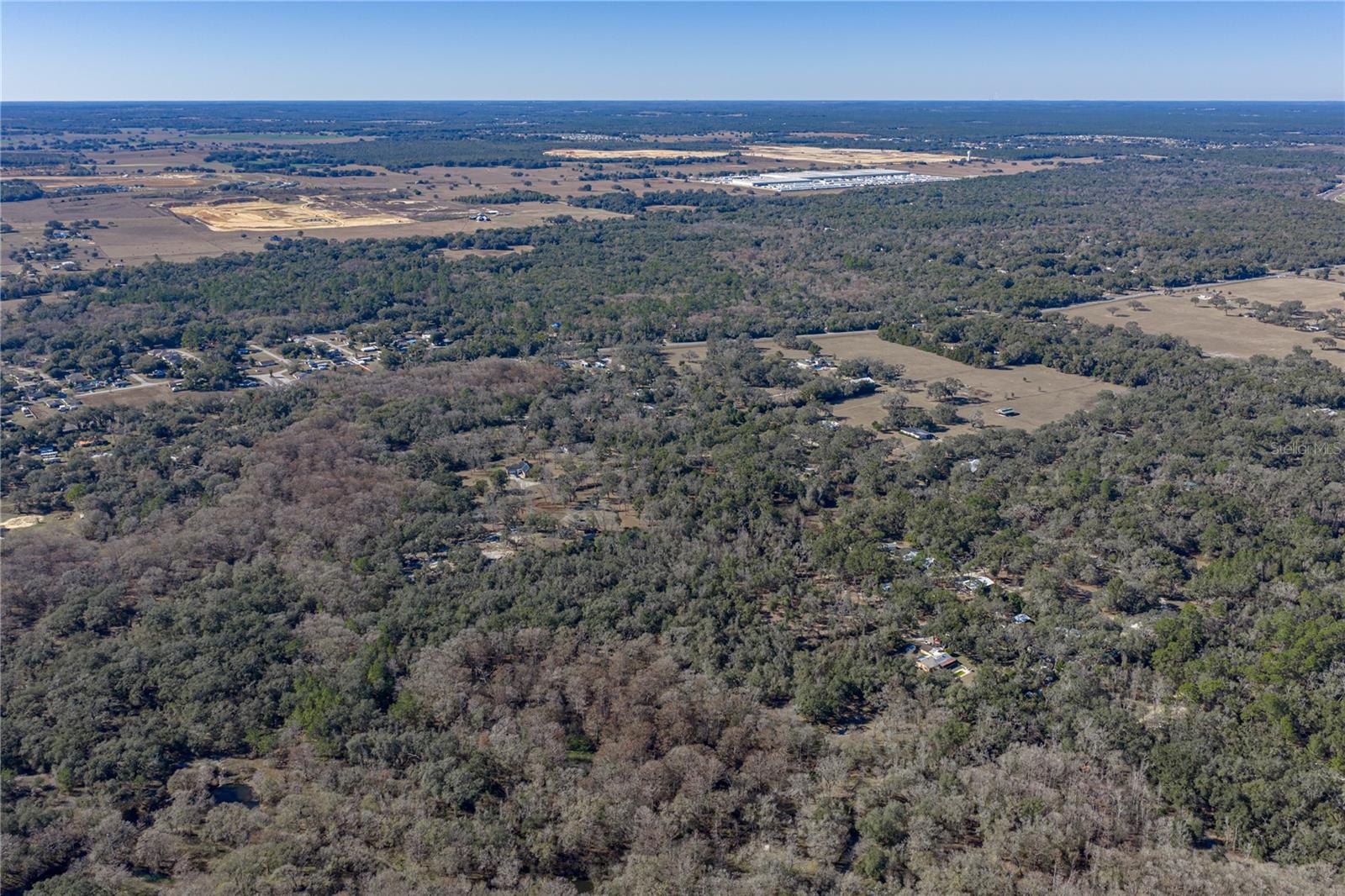 ACREAGE - Land