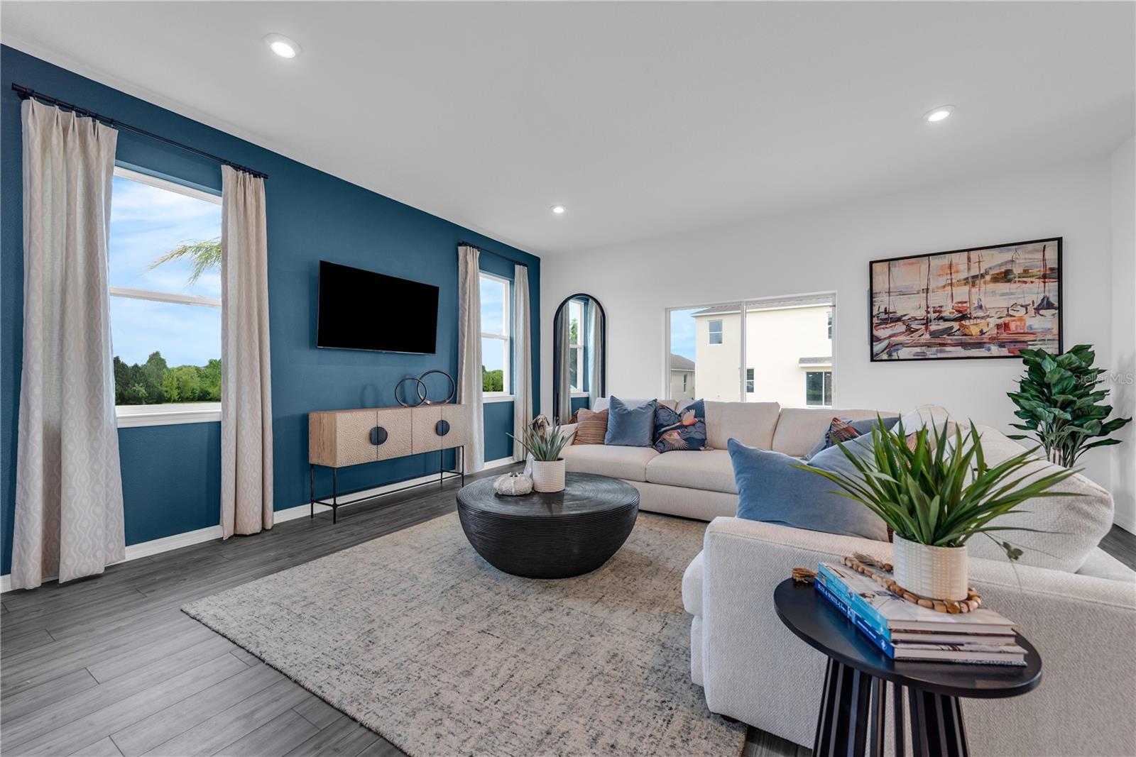 RESERVE AT COUNTRY CLUB LAKES ESTATES - Residential