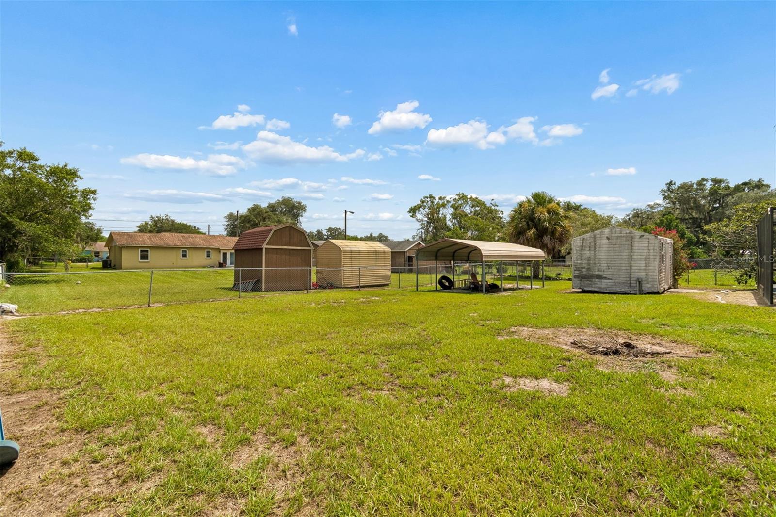 WILL-O-WOODS - Residential