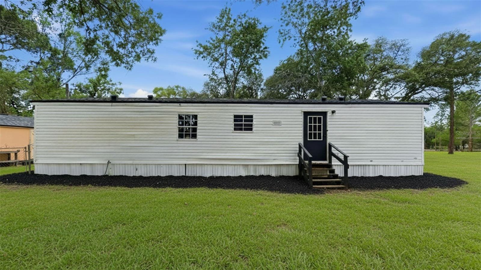 MINI FARMS UNIT 10 UNREC - Residential