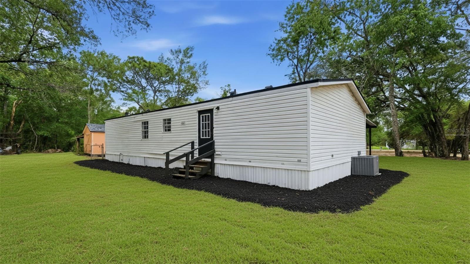 MINI FARMS UNIT 10 UNREC - Residential