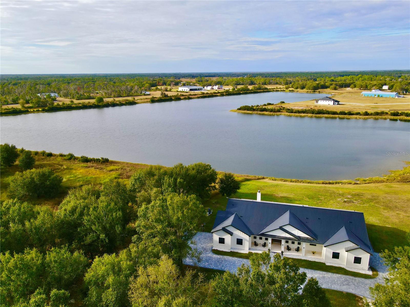 LAKESIDE RANCH - Residential