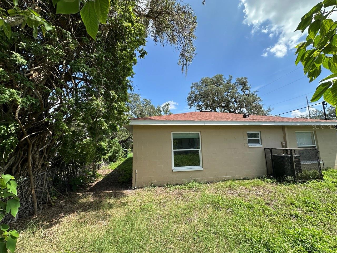 RAINBOW HEIGHTS - Residential