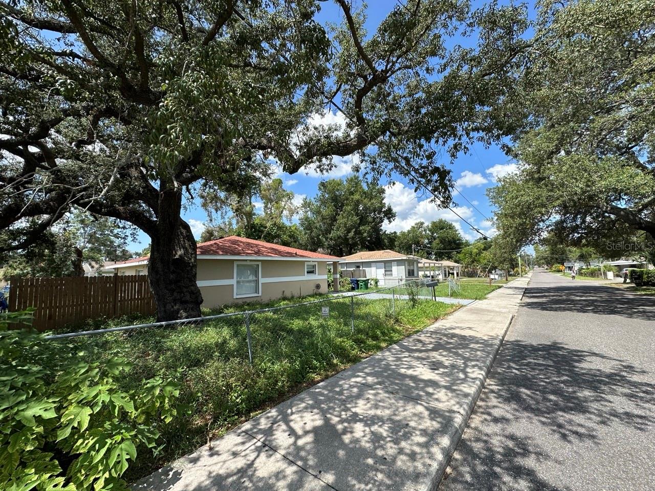 RAINBOW HEIGHTS - Residential