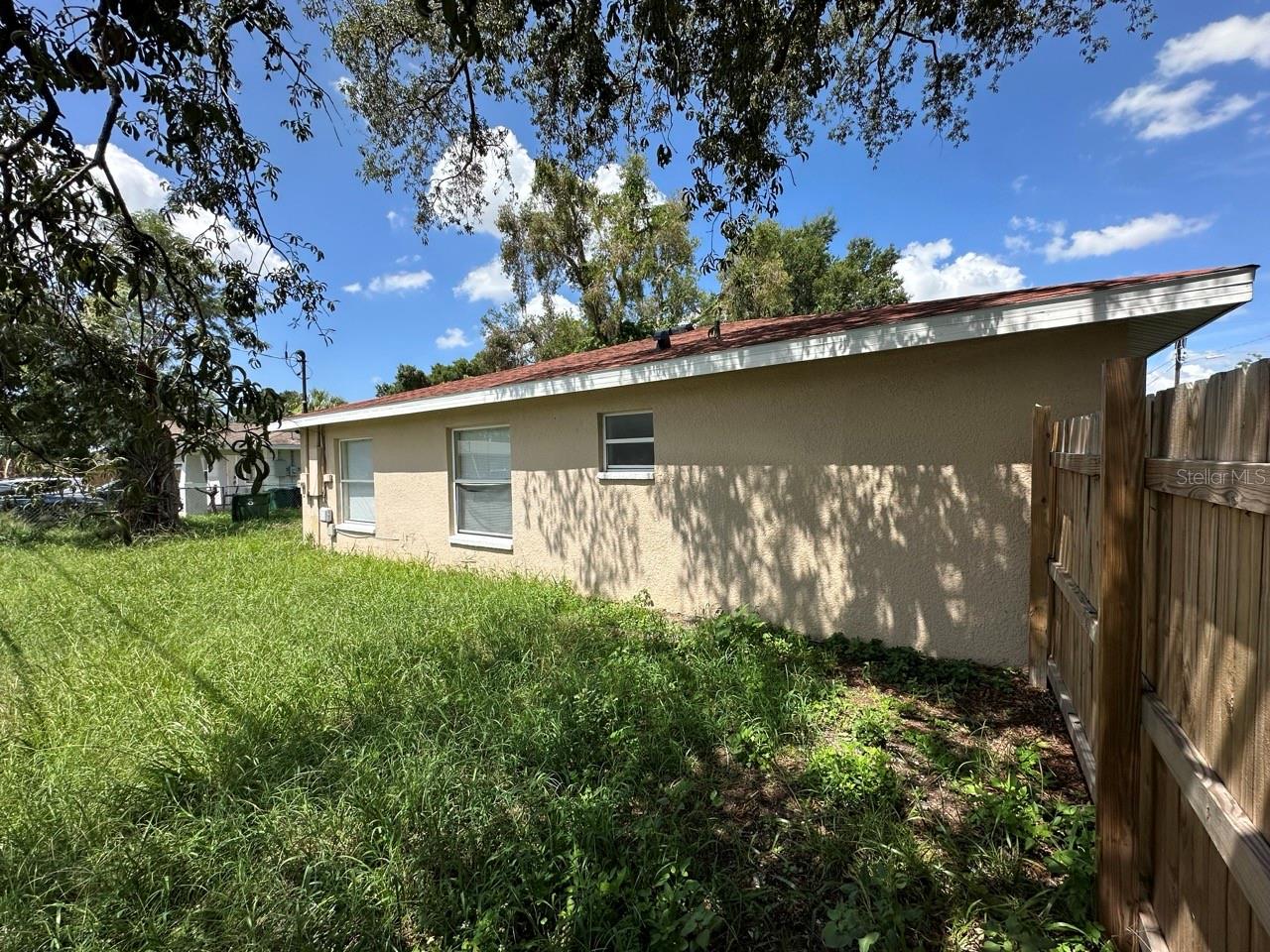 RAINBOW HEIGHTS - Residential