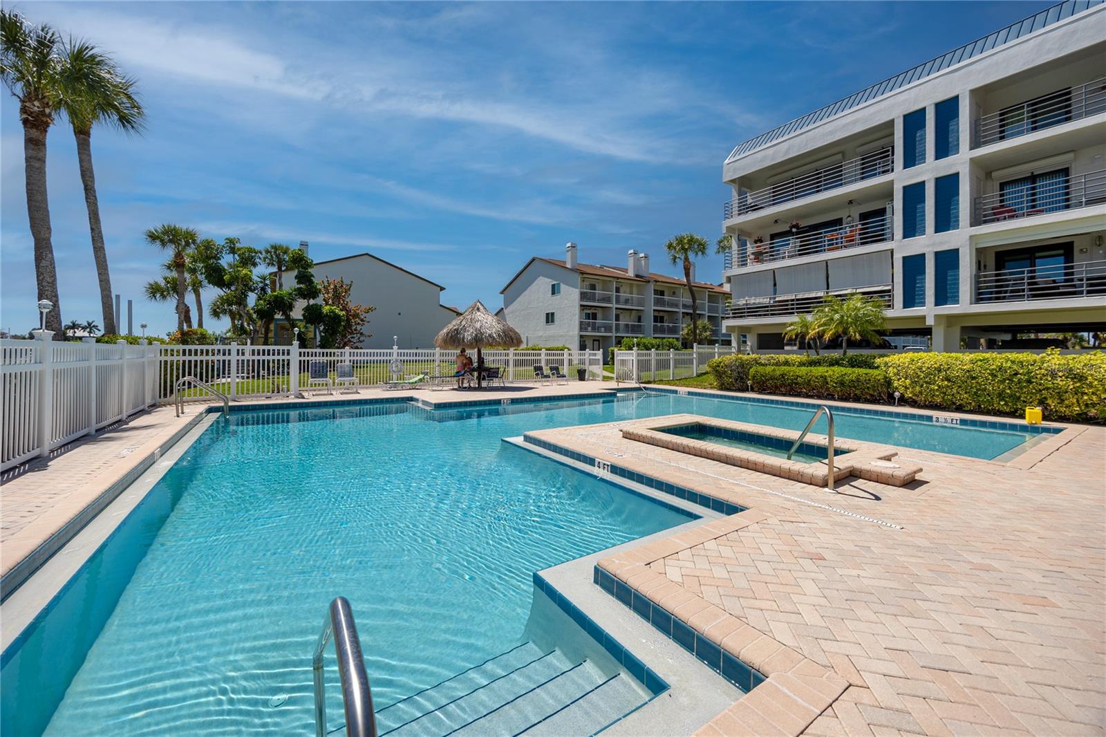 ANCHOR COVE 1 CONDO - Residential