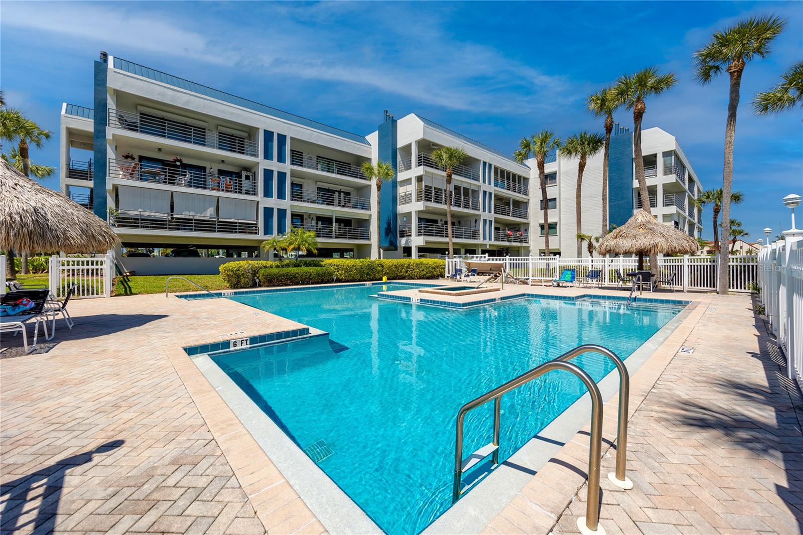 ANCHOR COVE 1 CONDO - Residential