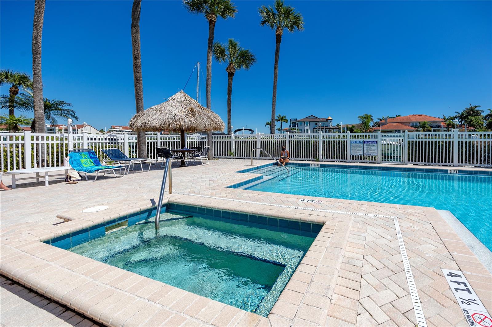 ANCHOR COVE 1 CONDO - Residential