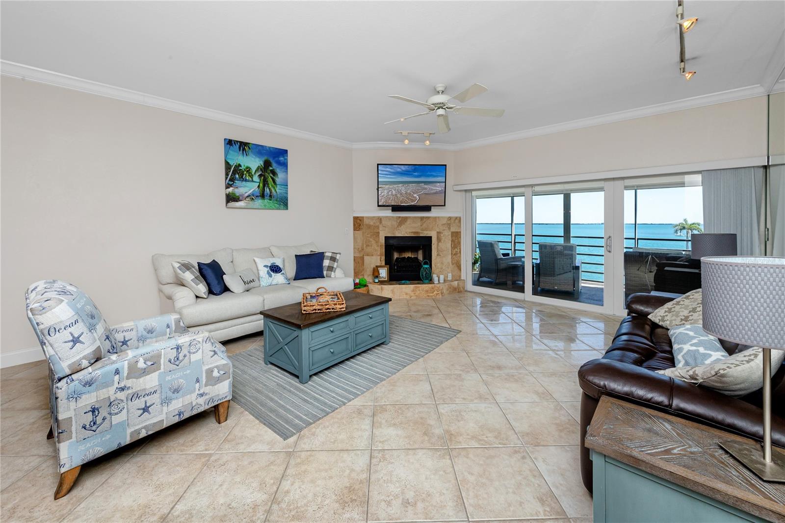 ANCHOR COVE 1 CONDO - Residential