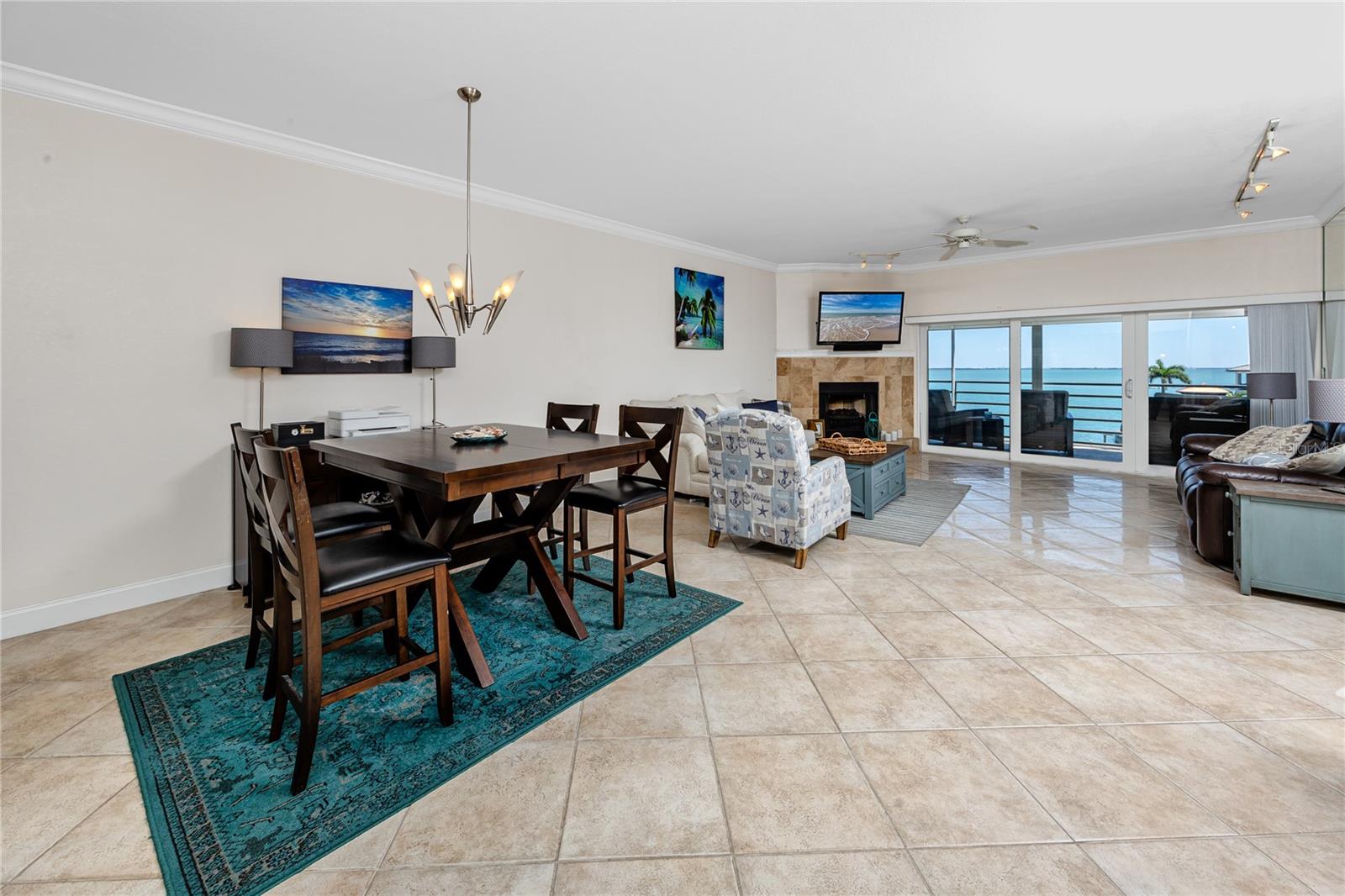ANCHOR COVE 1 CONDO - Residential
