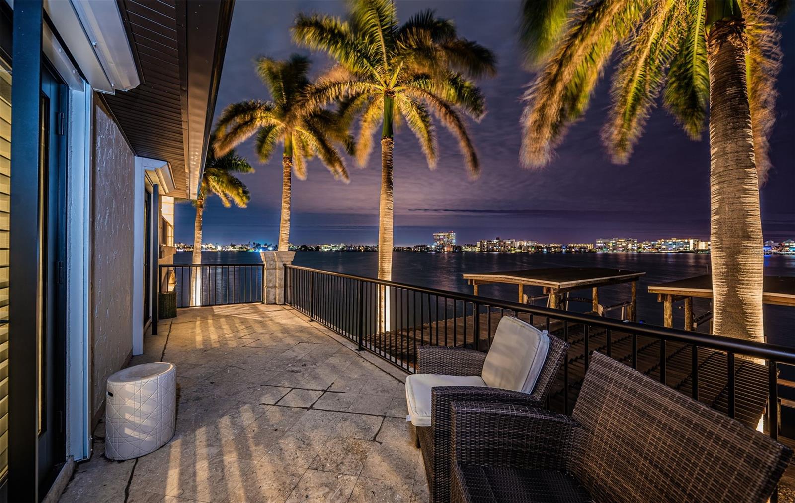 SOUTH CSWY ISLE YACHT CLUB ADD - Residential