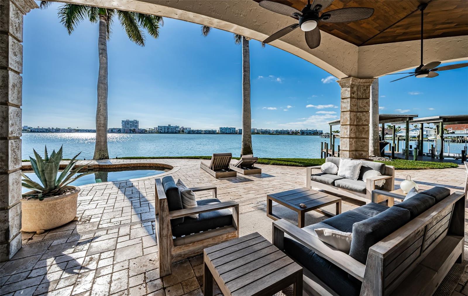SOUTH CSWY ISLE YACHT CLUB ADD - Residential
