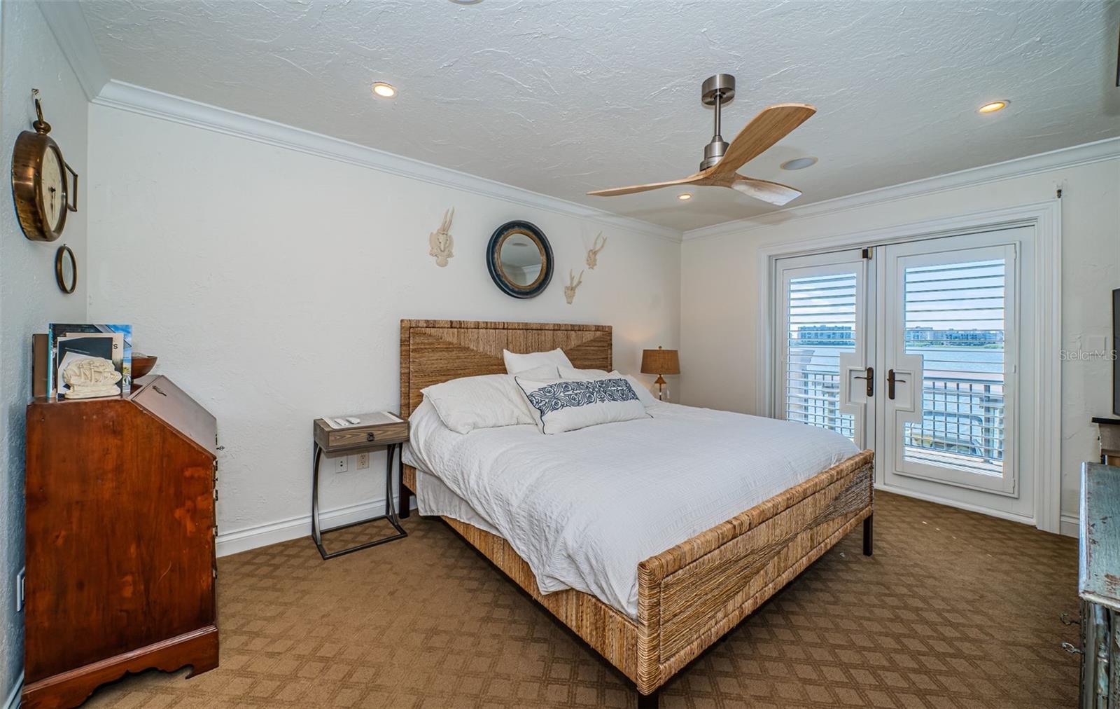 SOUTH CSWY ISLE YACHT CLUB ADD - Residential