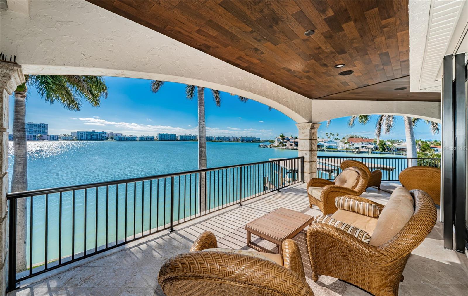 SOUTH CSWY ISLE YACHT CLUB ADD - Residential