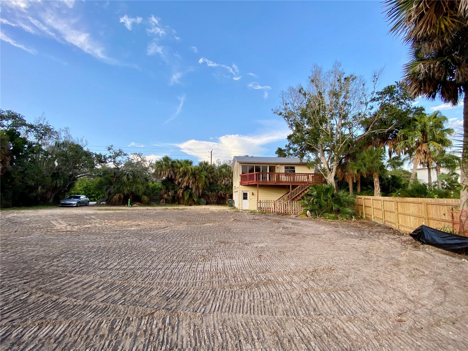 CEDARS OF SIESTA KEY, THE - Land
