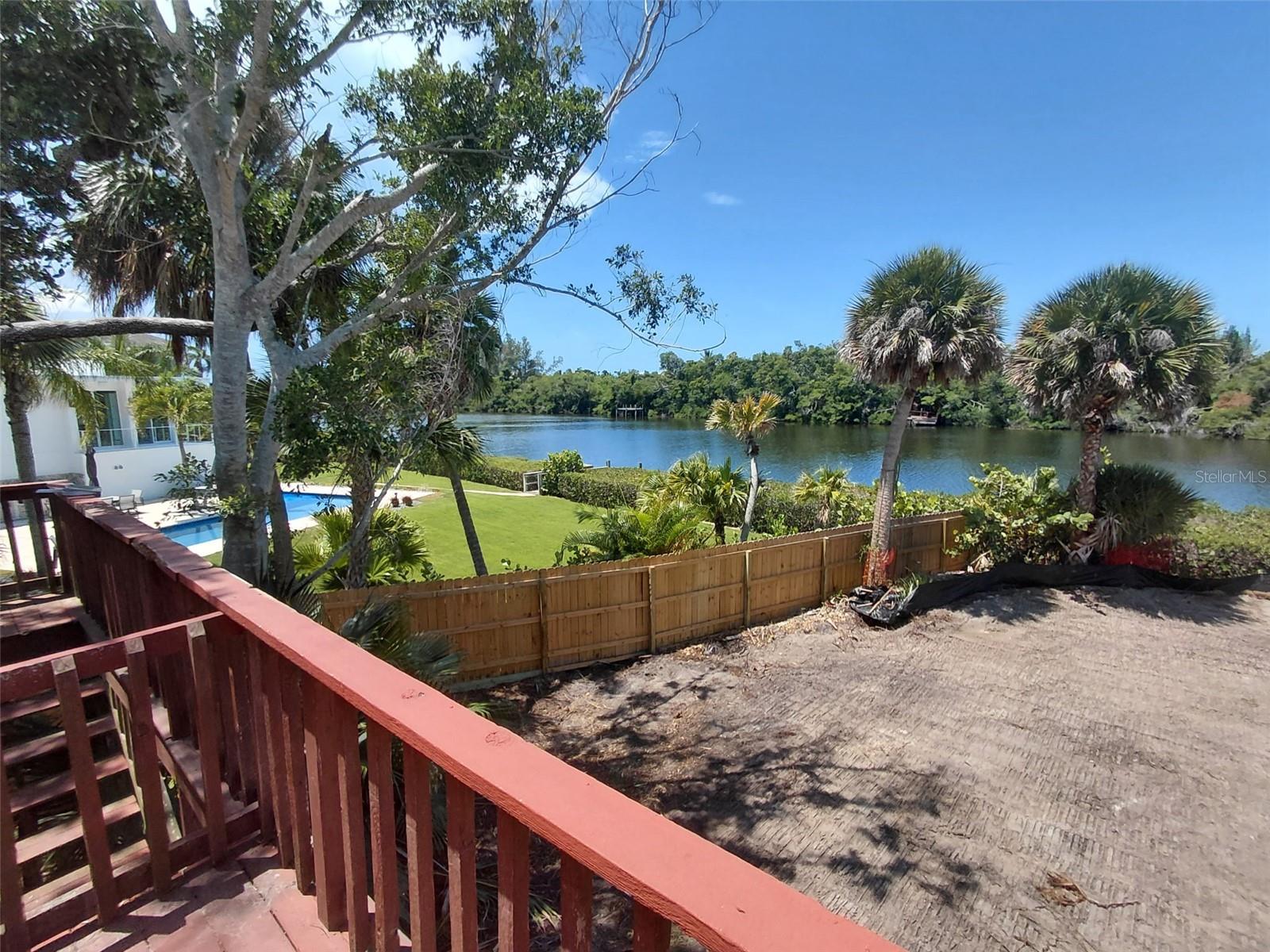 CEDARS OF SIESTA KEY, THE - Land