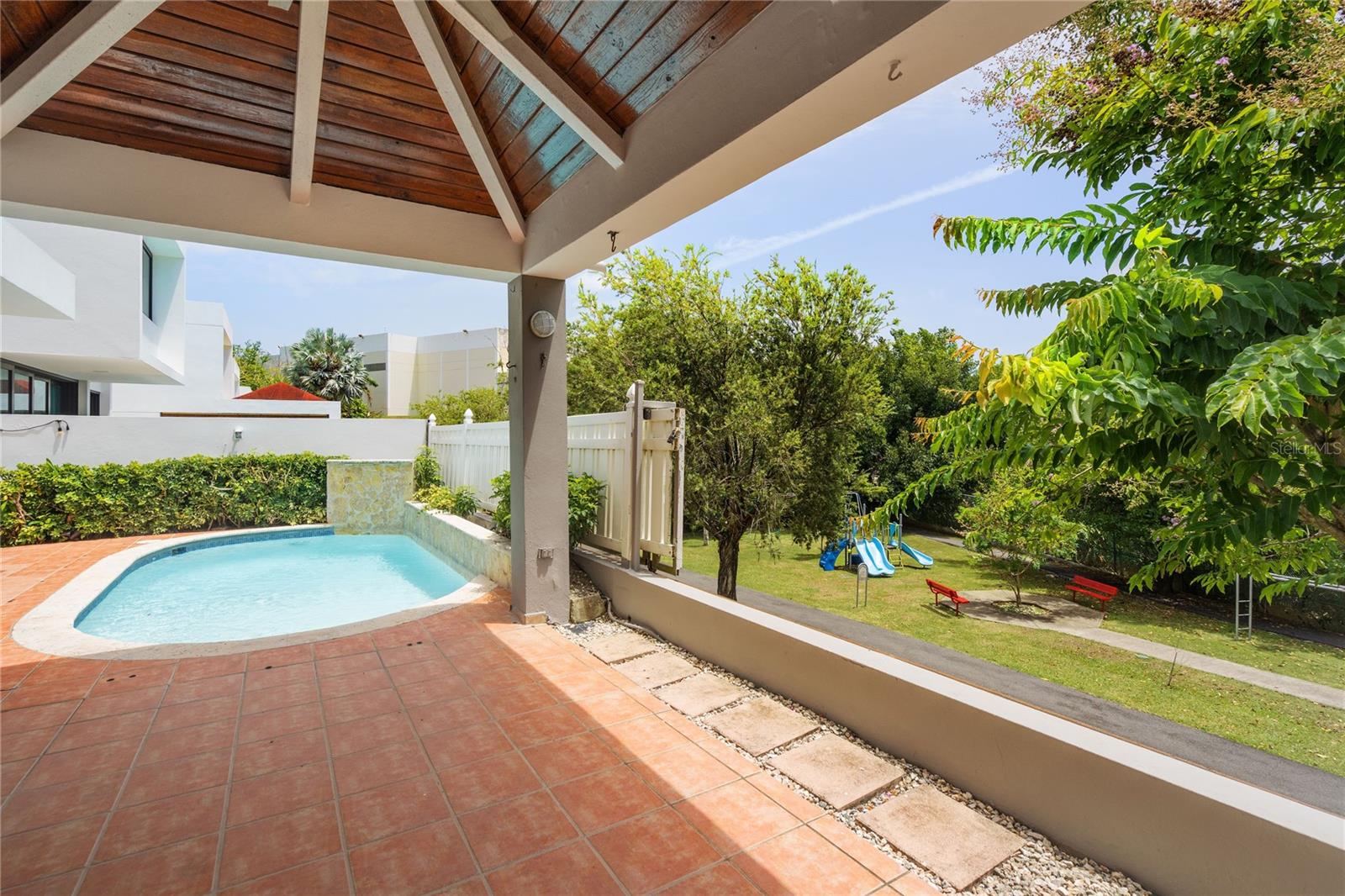 URBANIZACION PARQUE MEDITERRANEO - Residential Lease