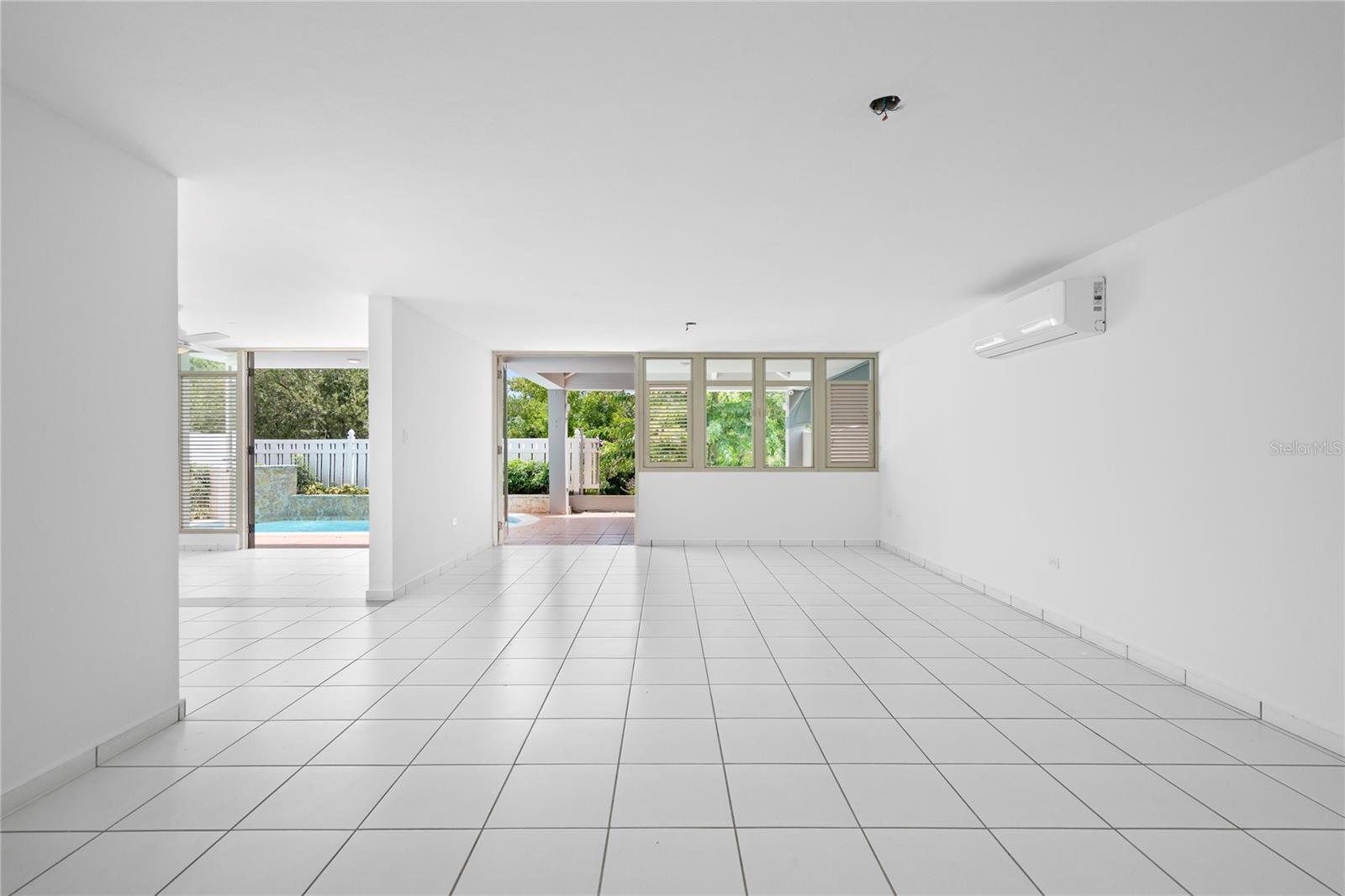 URBANIZACION PARQUE MEDITERRANEO - Residential Lease