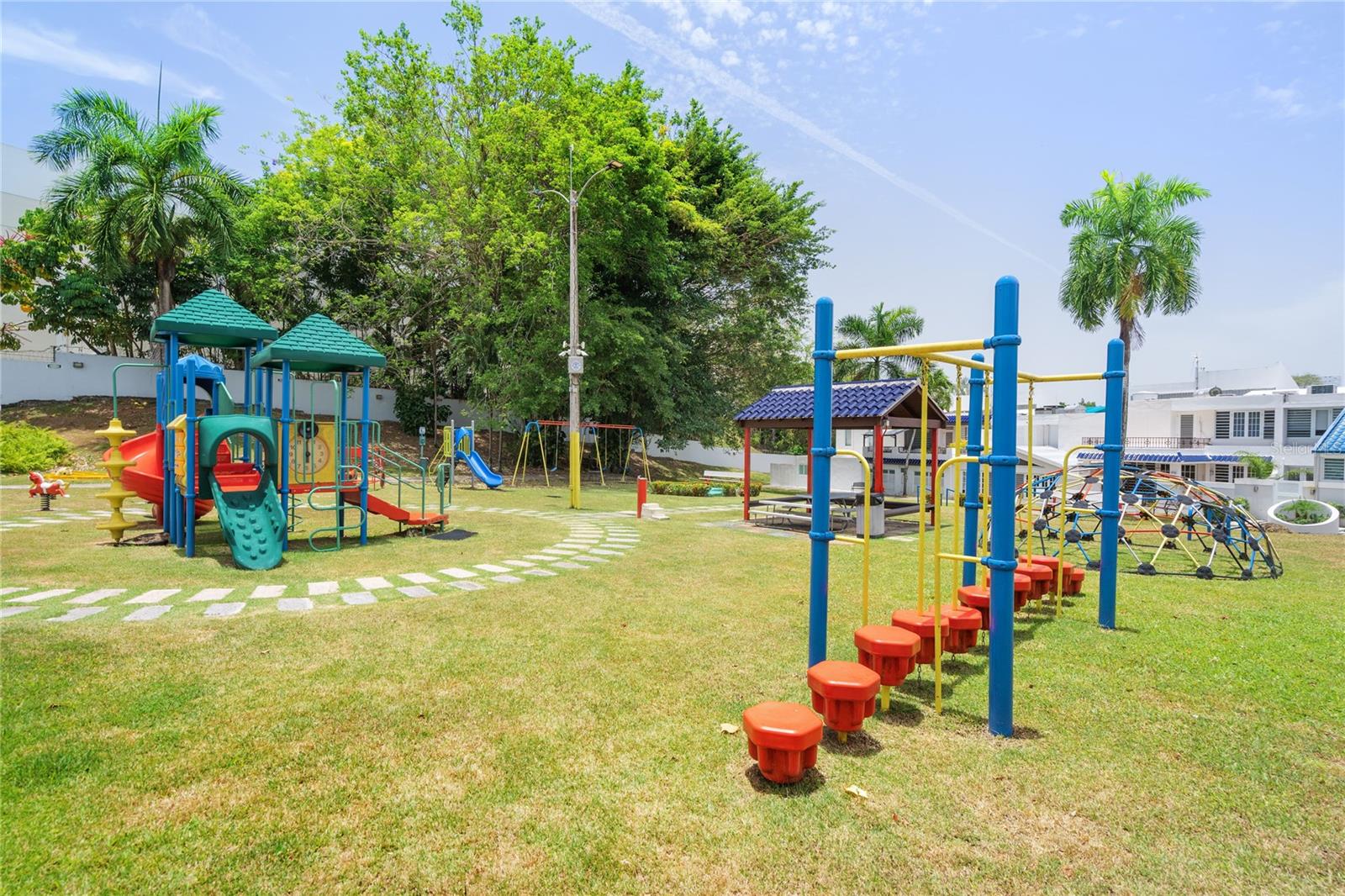 URBANIZACION PARQUE MEDITERRANEO - Residential Lease