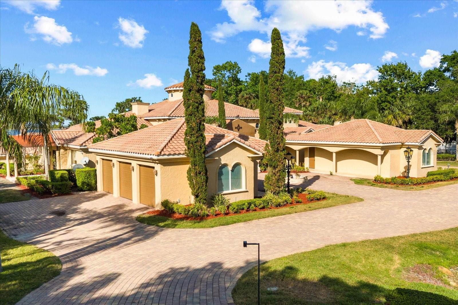 LAKE JESSUP - Residential