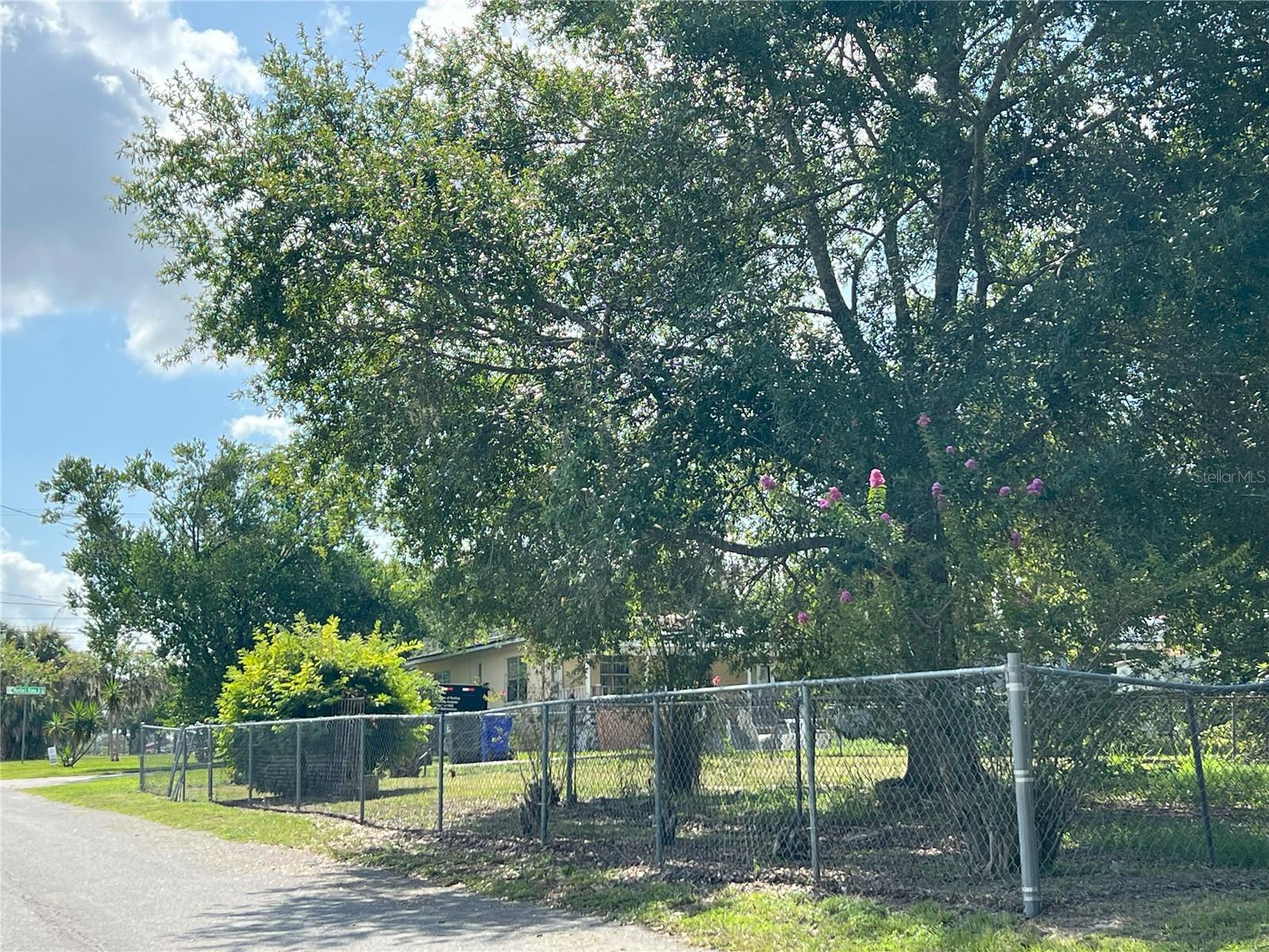 BELLEVIEW PARK SUB - Land
