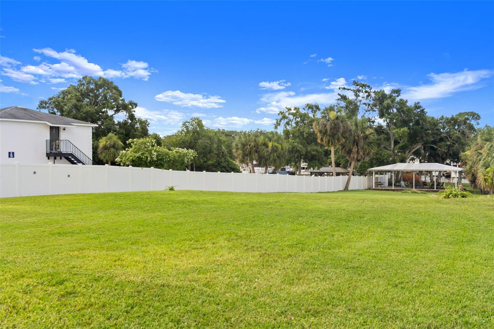 RIVIERA SUB - Residential