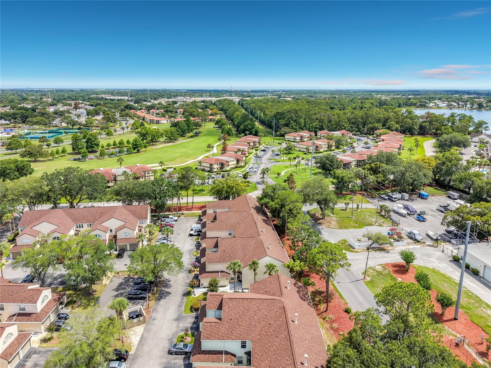 VENTURA VILLAGE PH 04 - Residential