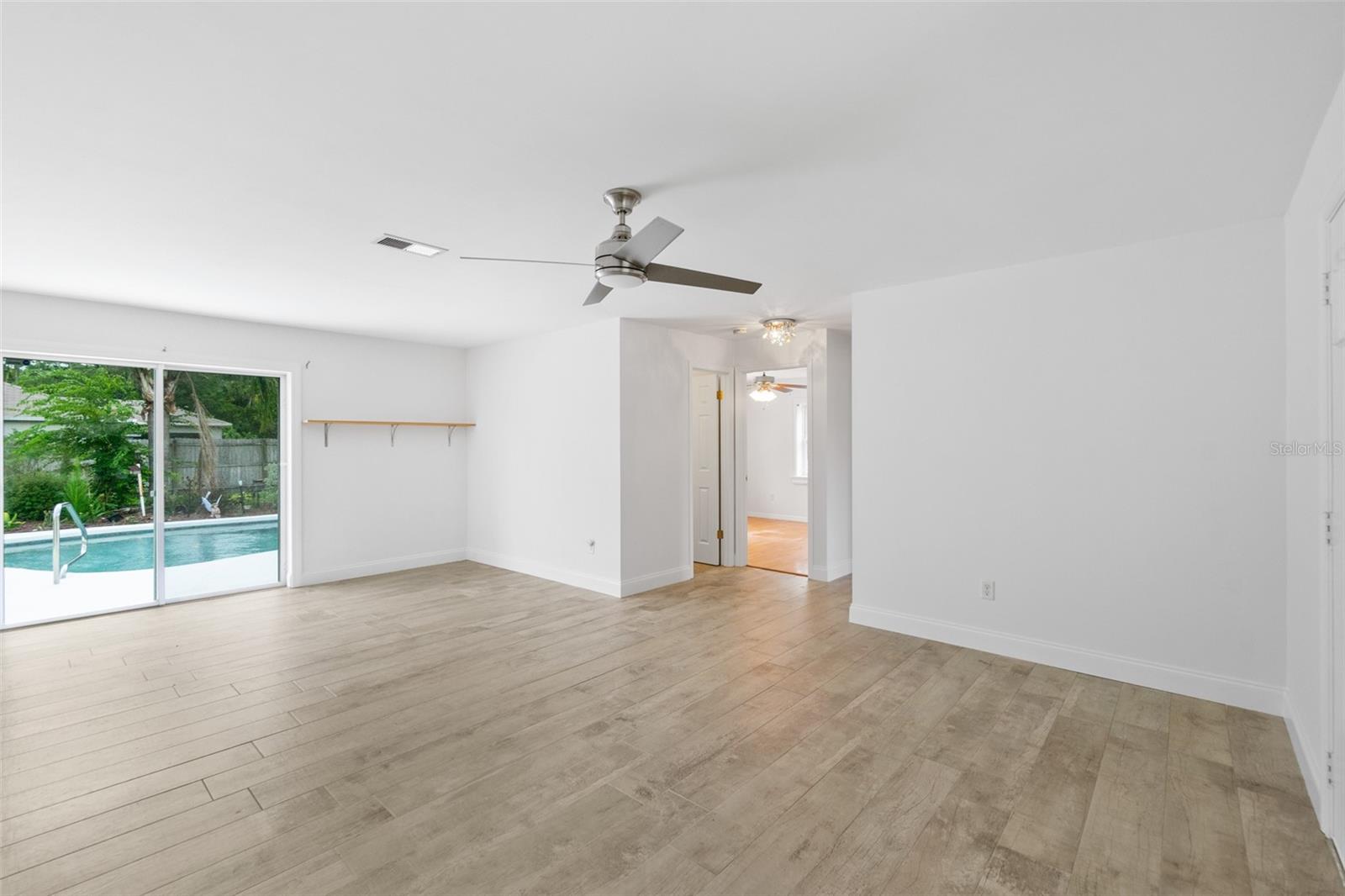 PALM COAST PINE GROVE SEC 25 - Residential