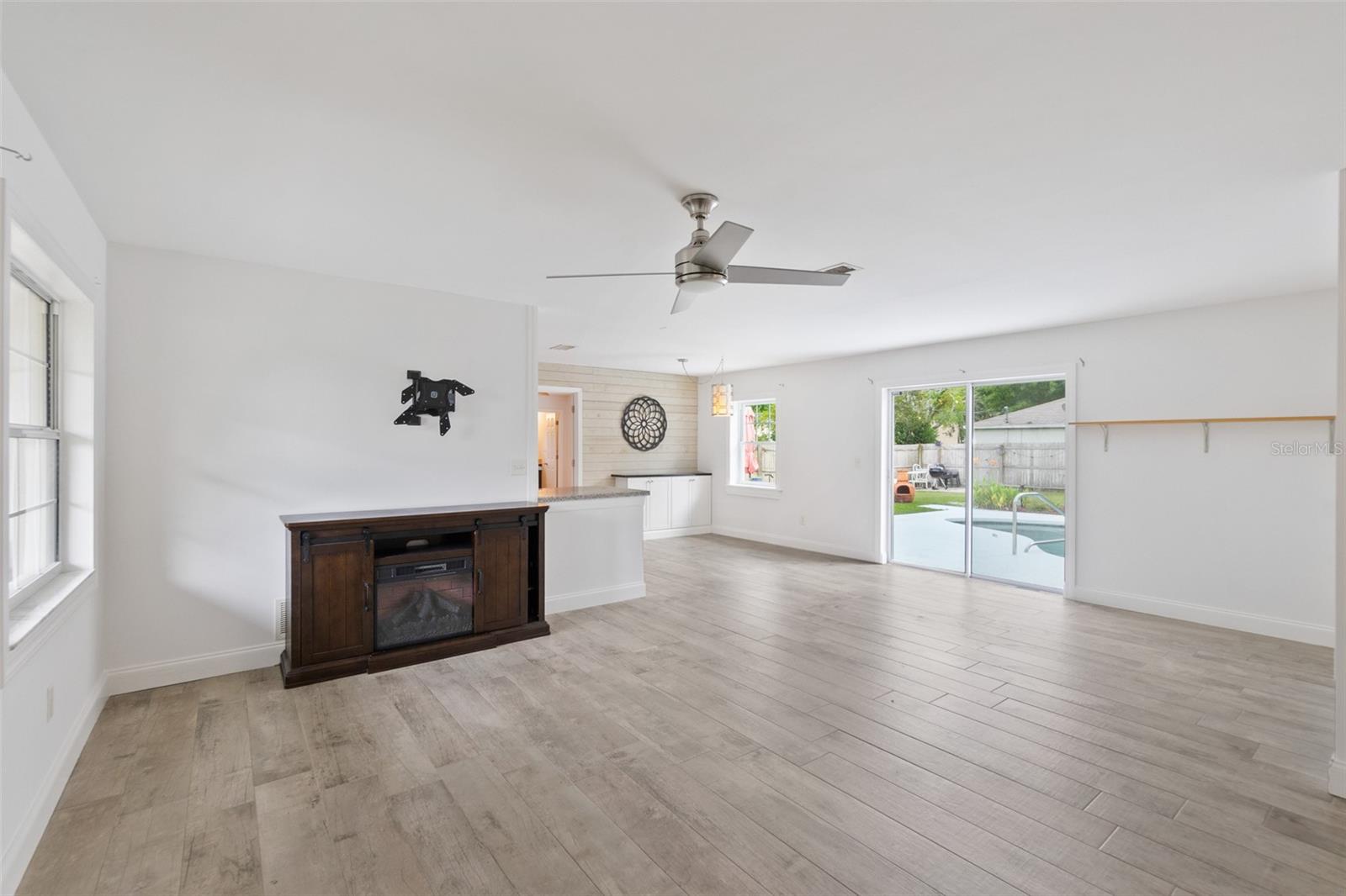 PALM COAST PINE GROVE SEC 25 - Residential