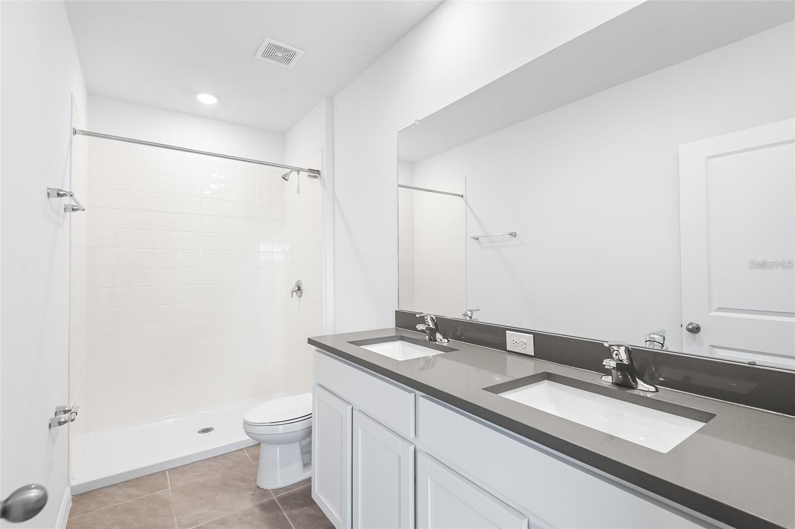 ANGELINE - Residential Lease
