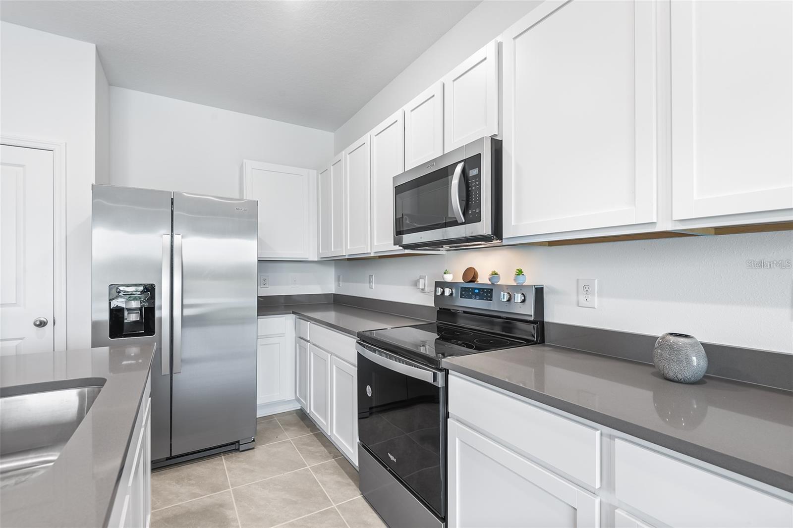 ANGELINE - Residential Lease