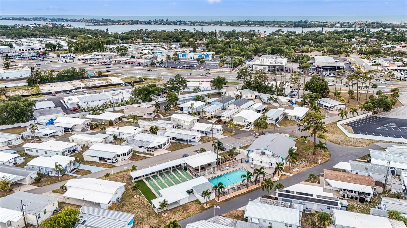 MOBILE ESTATES - Residential