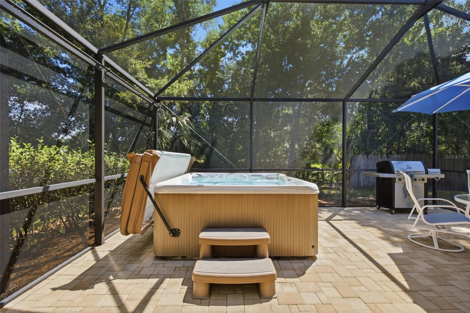 ENCHANTED LAKE ESTATES UN 1 - Residential