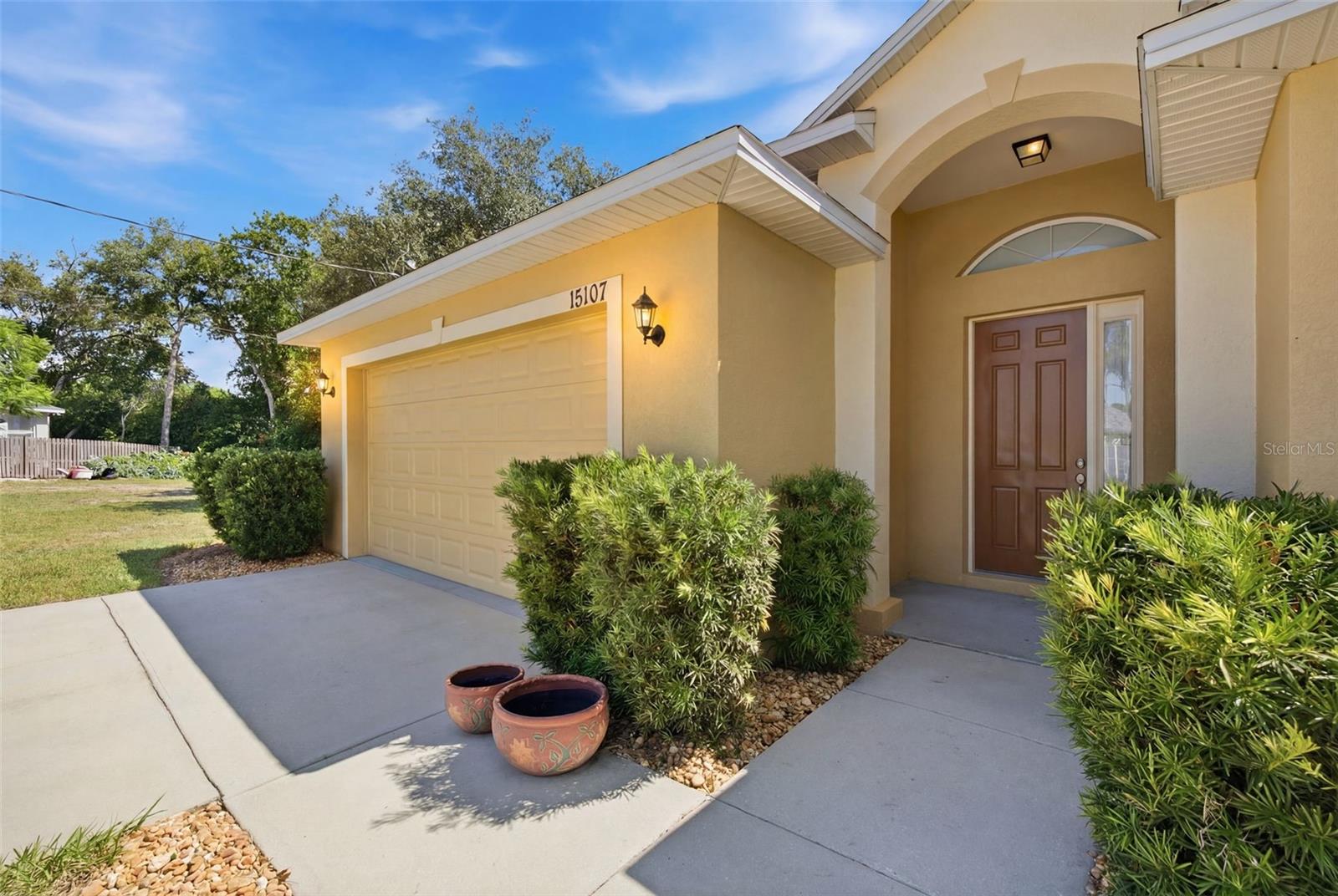 ENCHANTED LAKE ESTATES UN 1 - Residential