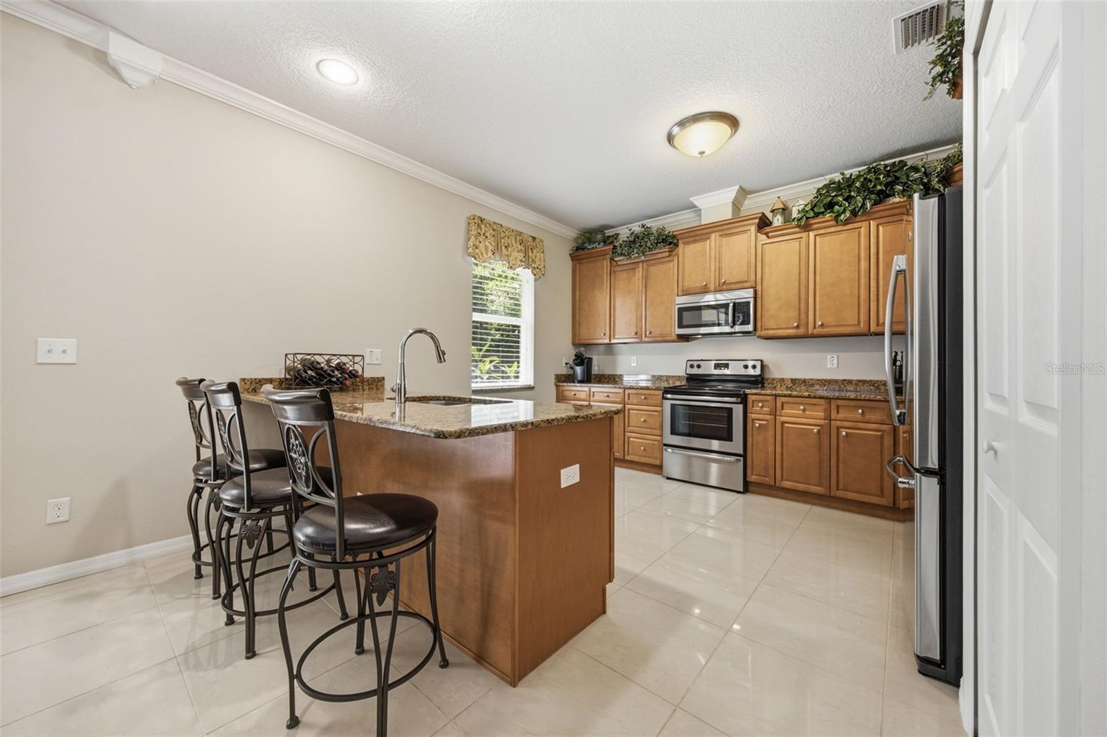 ENCHANTED LAKE ESTATES UN 1 - Residential