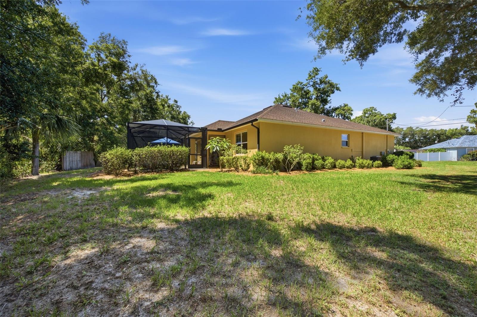 ENCHANTED LAKE ESTATES UN 1 - Residential