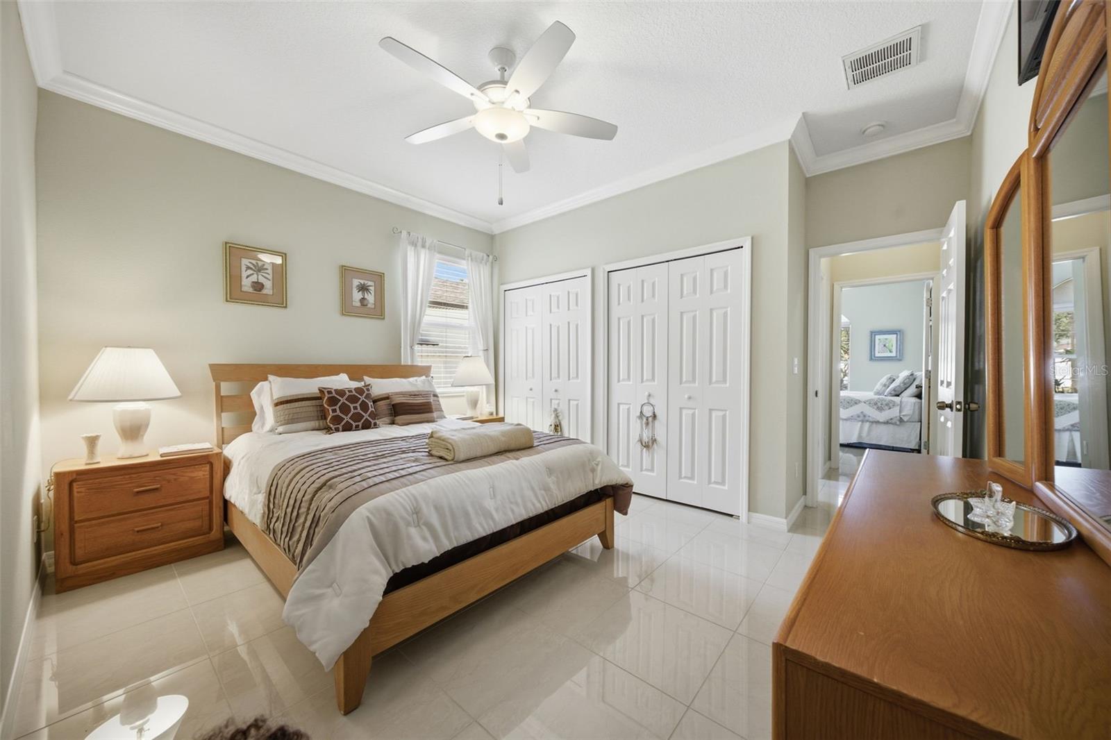 ENCHANTED LAKE ESTATES UN 1 - Residential