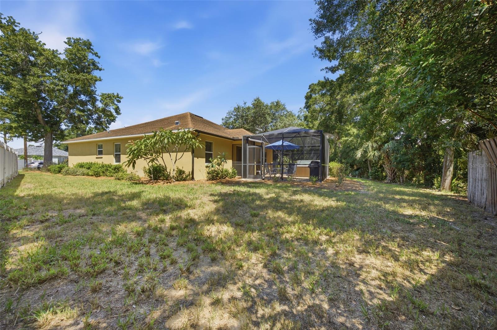 ENCHANTED LAKE ESTATES UN 1 - Residential