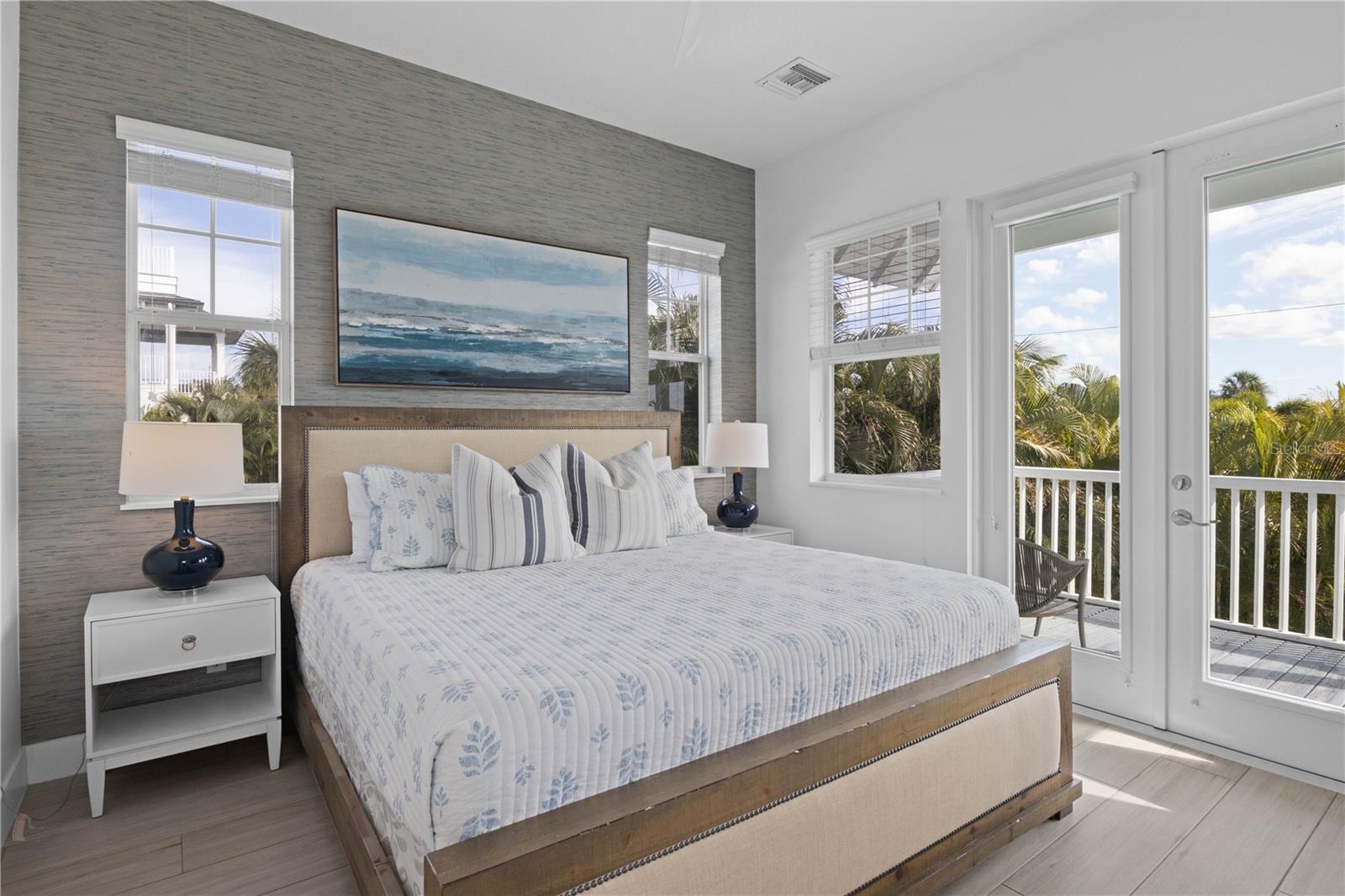 ANNA MARIA BEACH - Residential