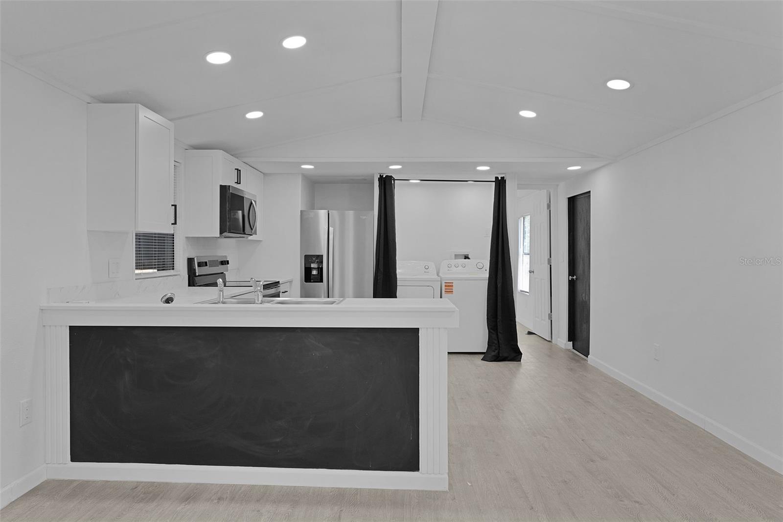 HILLTOP SUB 3 - Residential Lease