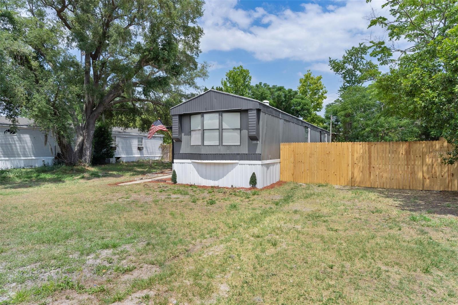 HILLTOP SUB 3 - Residential Lease