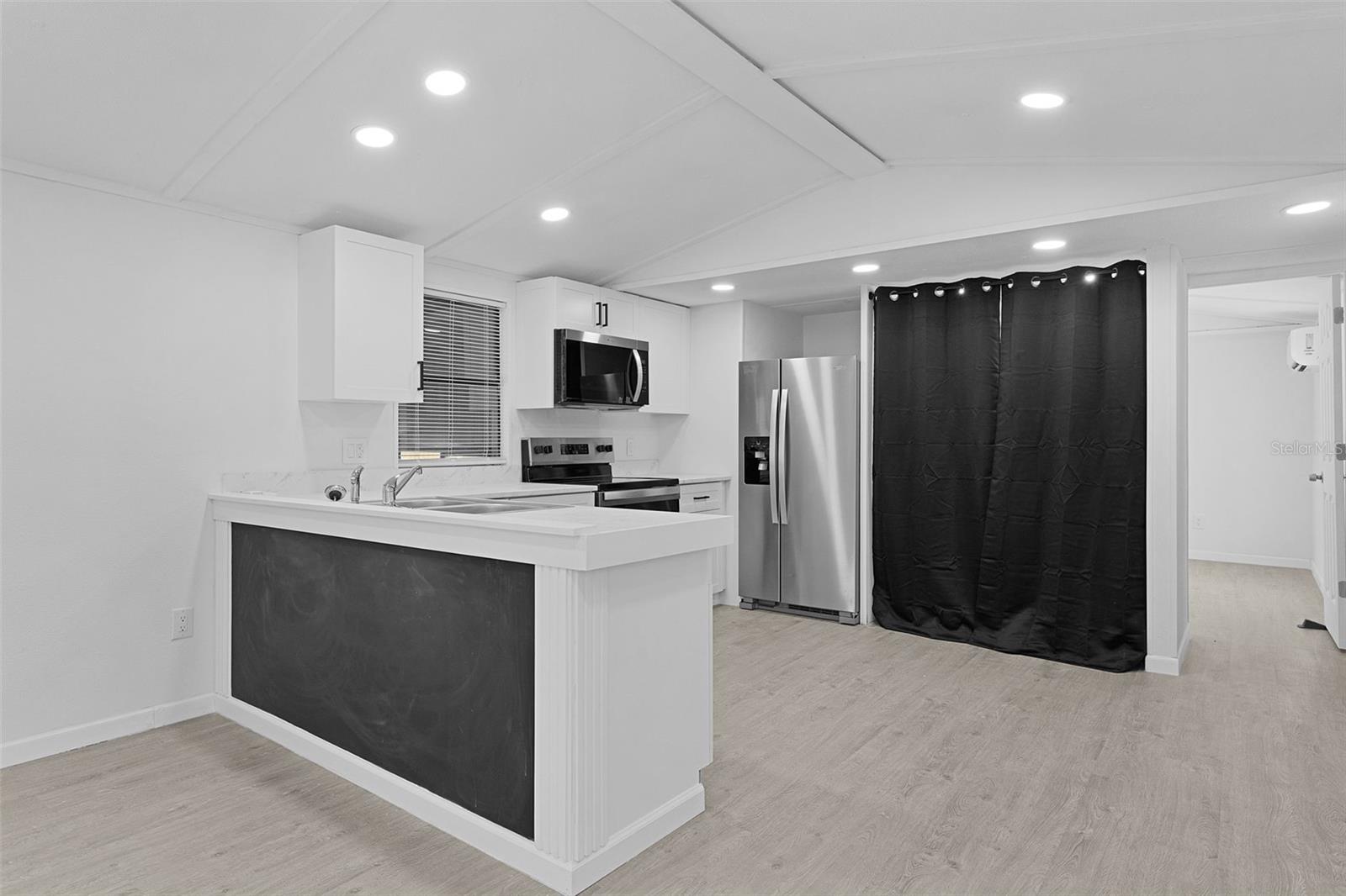 HILLTOP SUB 3 - Residential Lease