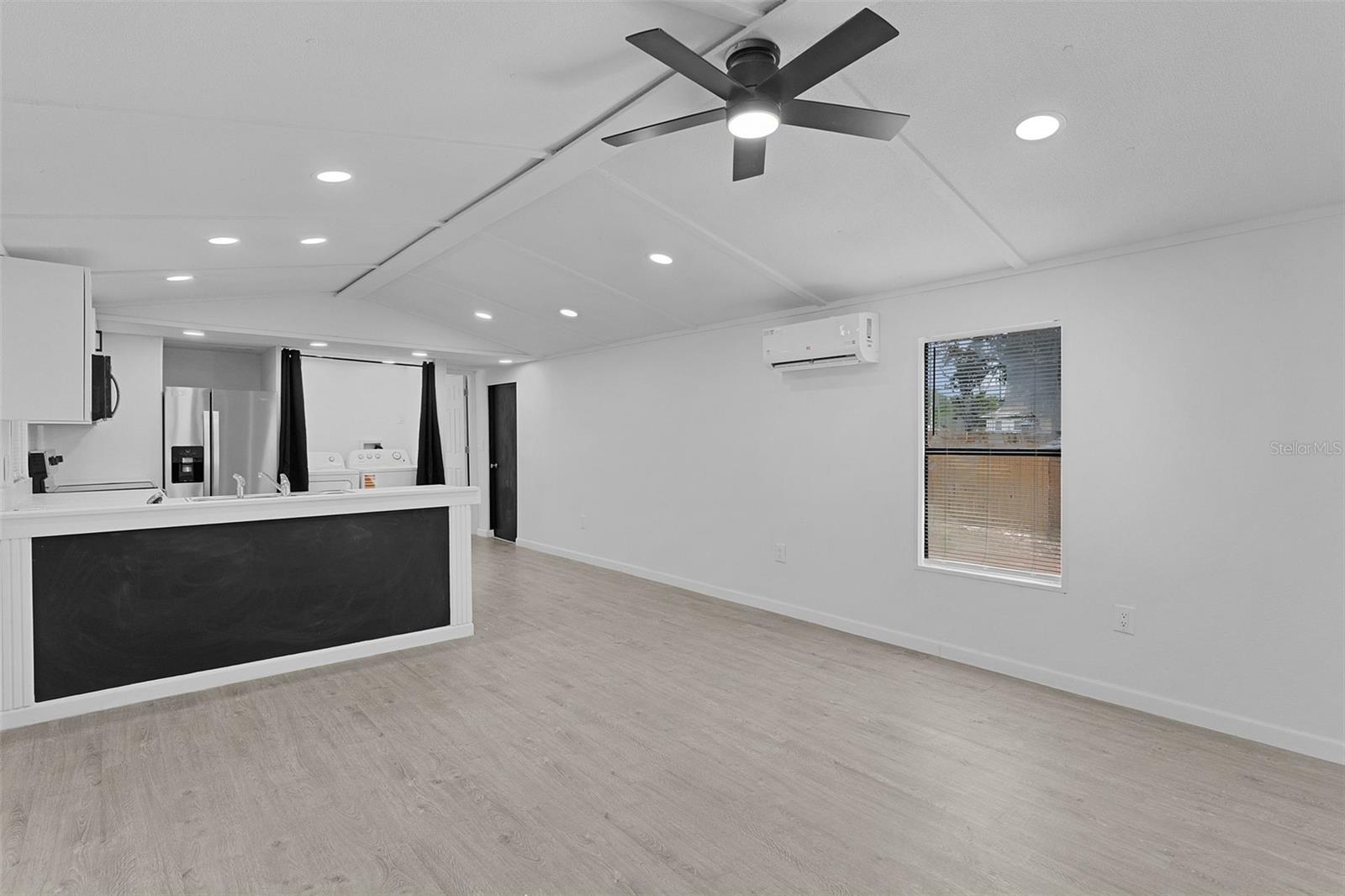 HILLTOP SUB 3 - Residential Lease