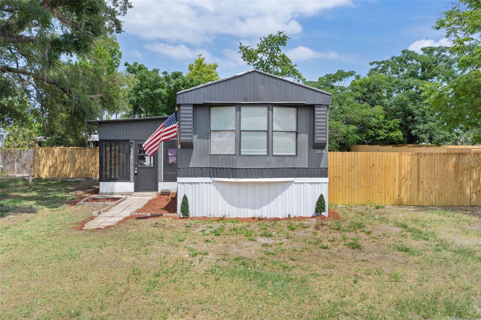 HILLTOP SUB 3 - Residential Lease