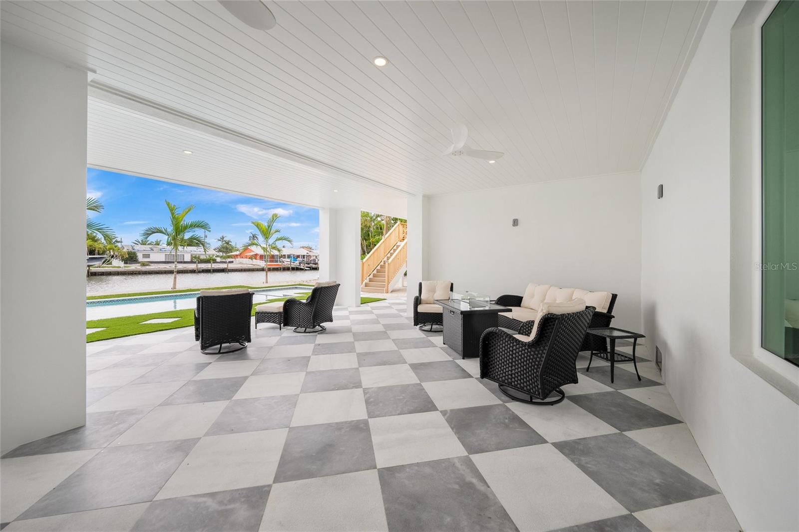 BAY PALMS ADD - Residential Lease