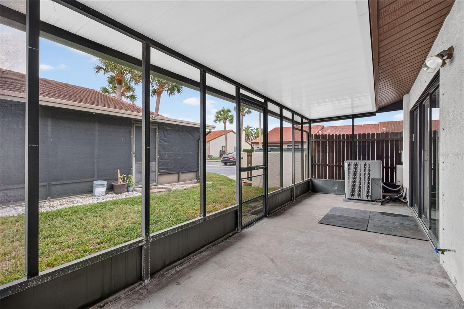 ROSETREE VILLAGE - Residential